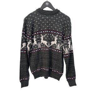 Vintage Flatiron Mills Sweater Size Medium Long Sleeve Pullover Reindeer Holiday